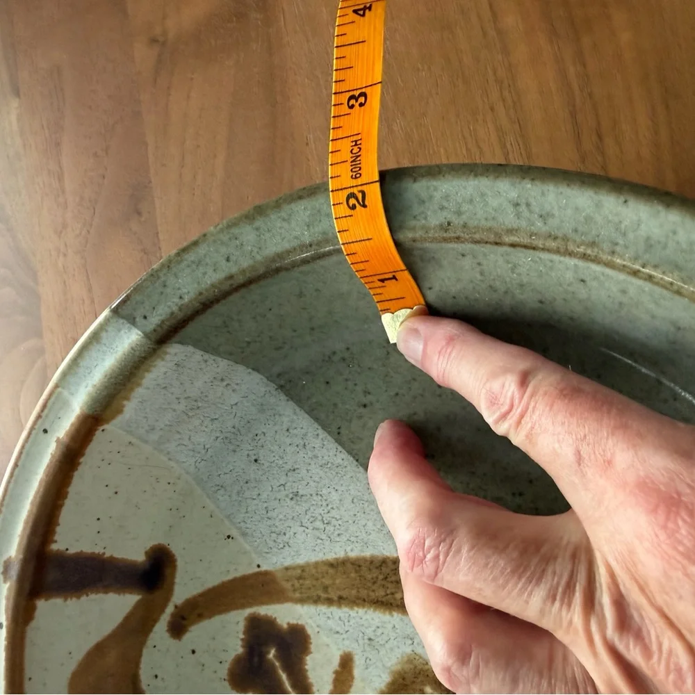 Handcrafted Ceramic Pie Plate, Serving Plate with Artistic Design. 10”x 1.5”deep - Picture 2 of 4